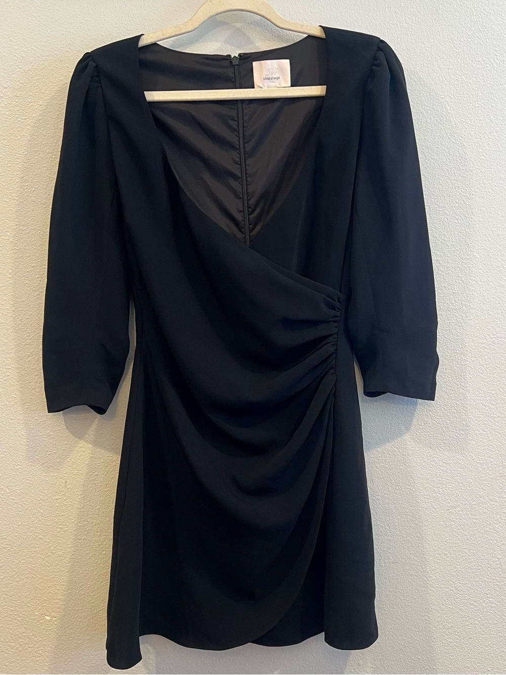 Cinq à Sept Black Dress – Women’s Size 8 – Elegant & Chic
